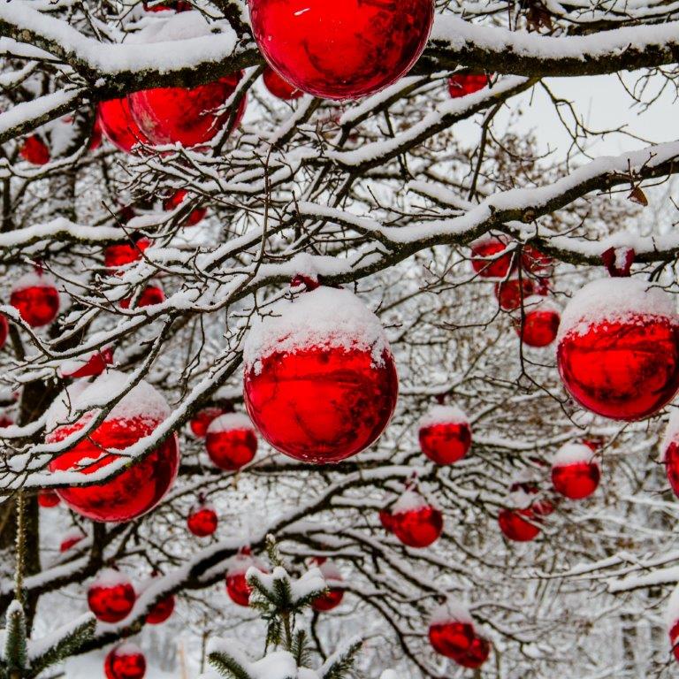 6-tlg Set Weihnachtskugeln aus Kunststoff für Innen und Außen Ø 12 cm