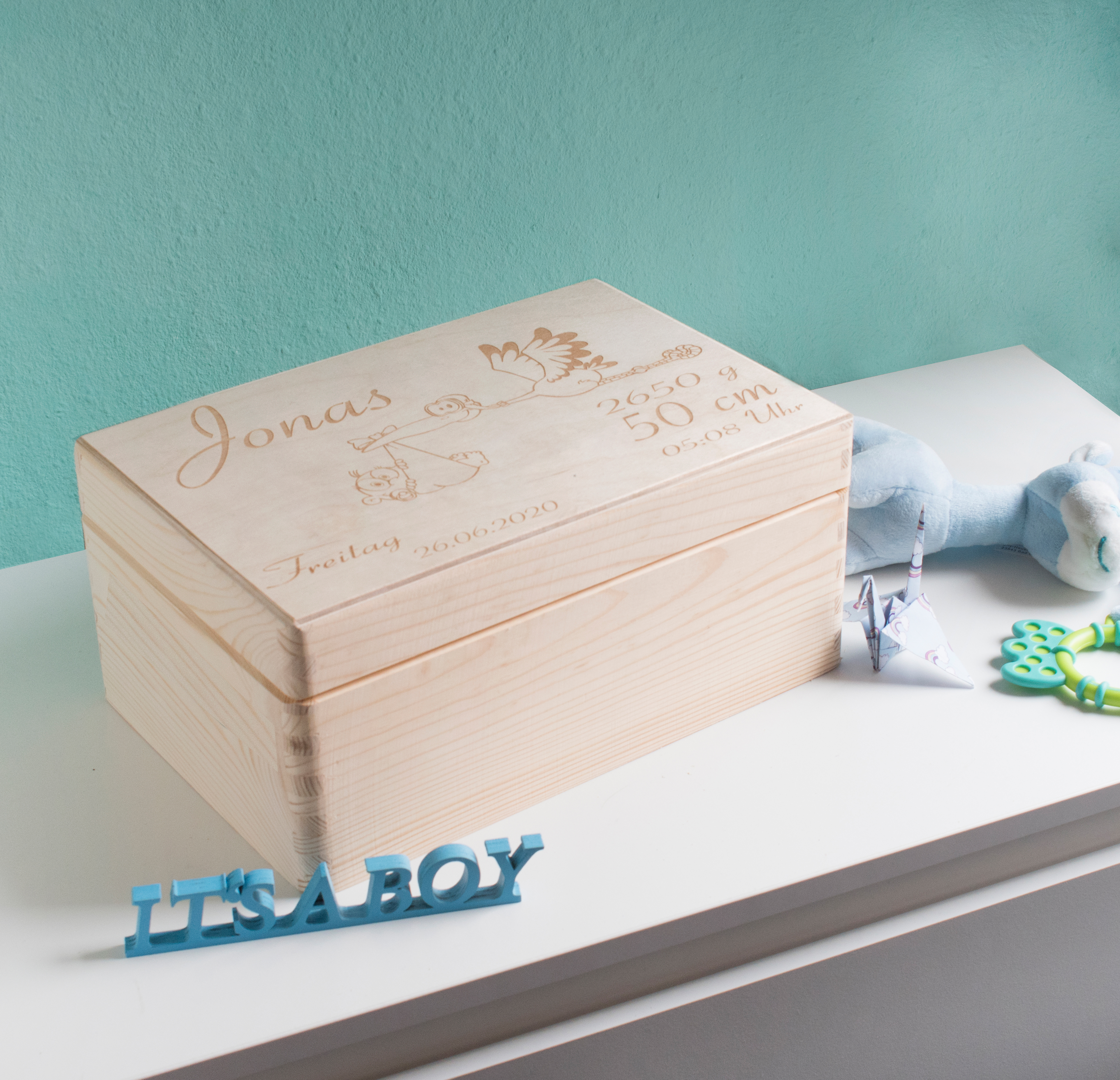 Erinnerungsbox Baby "Name" - individuell graviert zur Geburt