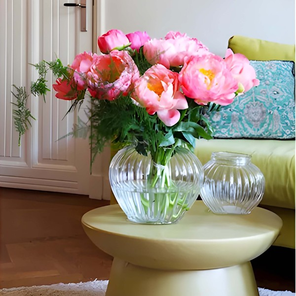 Vase "Sarabi" in geriffelter Form - zwei Größen erhältlich