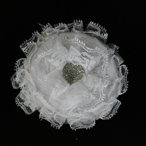 Geschenkkarton für Ringe "Hochzeit" , rund mit Herz