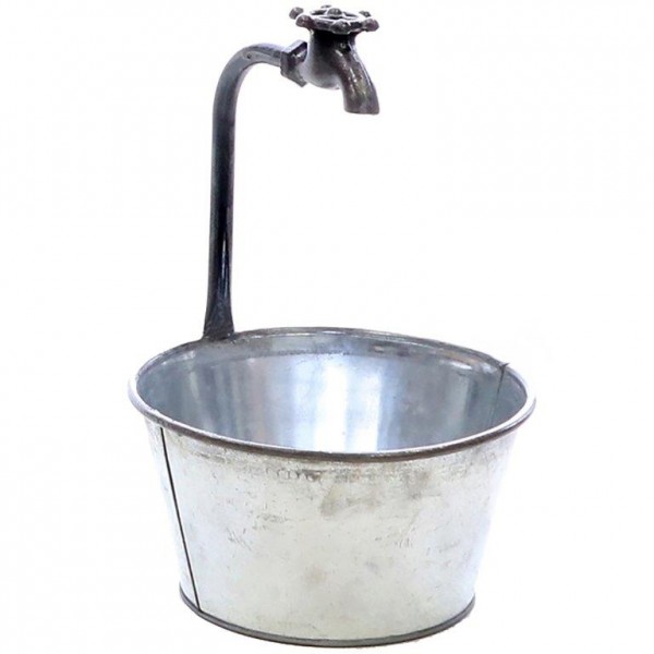 Uriger Pflanztopf verzinkt im Antik-Finish zum Bepflanzen